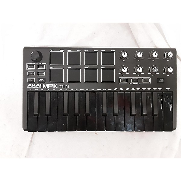 Used Akai Professional Used Akai Professional MPK Mini MIDI Controller