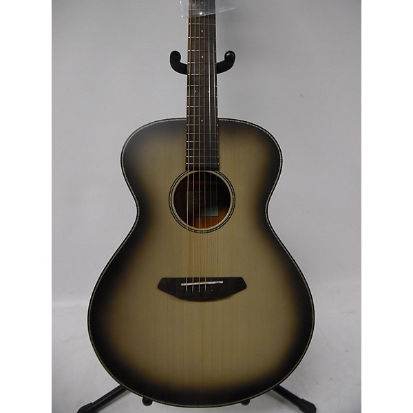 Used Breedlove Discovery Concert Acoustic Guitar