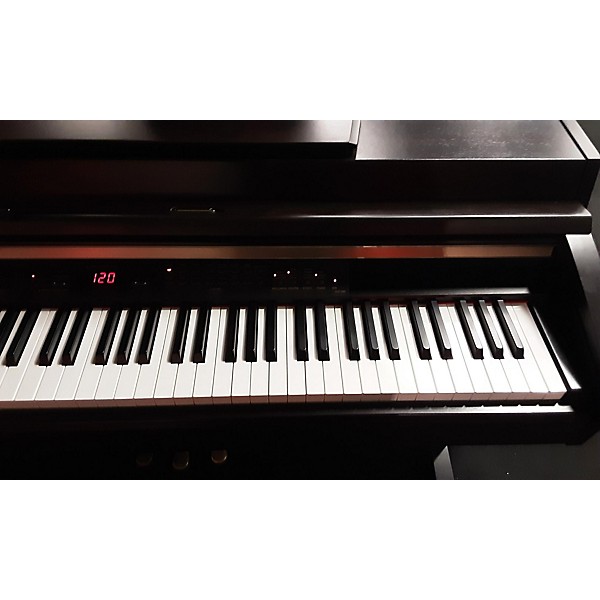 Used Yamaha Clp 240 Clavinova Digital Piano