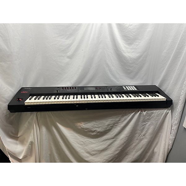 Used Roland Used Roland FA08 Keyboard Workstation