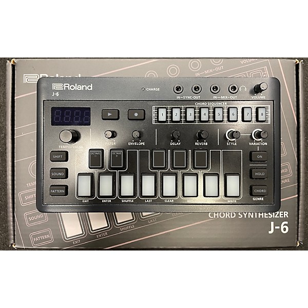 Used Roland AIRA Compact J-6 Chord Synthesizer Synthesizer 