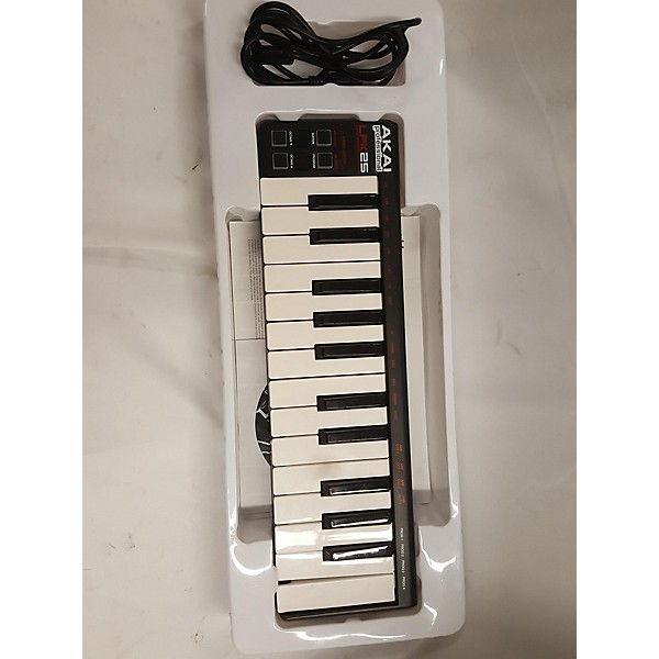 Used Akai Professional LPK25 MIDI Controller