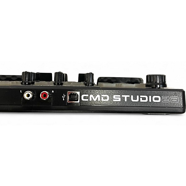 Used Behringer CMD 2a DJ Controller