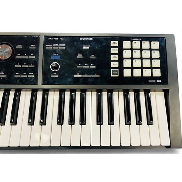 Roland FA-06 61-Key Music Workstation – Alto Music