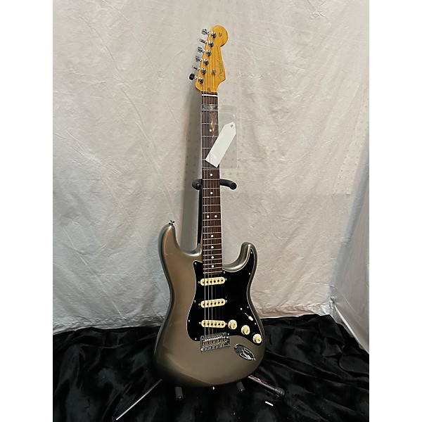 Used Fender Used 2023 Fender American Professional II Stratocaster Mercury Solid Body Electric Guitar