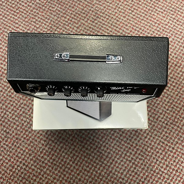 Used Fender Mini 65' Twin 1W Battery Powered Amp