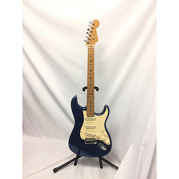 Used Fender Used Fender American Ultra Stratocaster Blue Solid Body Electric Guitar