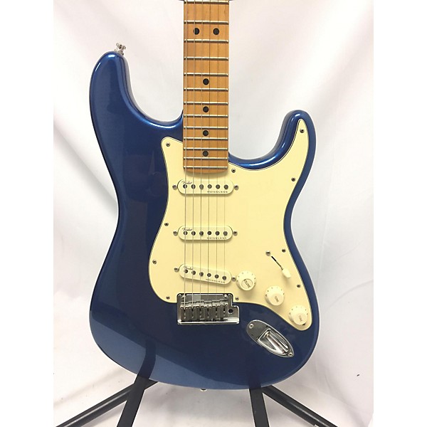 Used Fender Used Fender American Ultra Stratocaster Blue Solid Body Electric Guitar