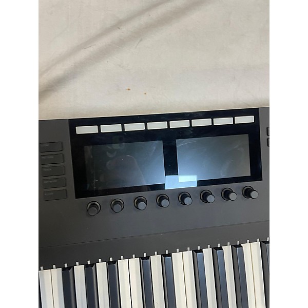 Used Native Instruments Komplete Kontrol S88 MK2 MIDI Controller