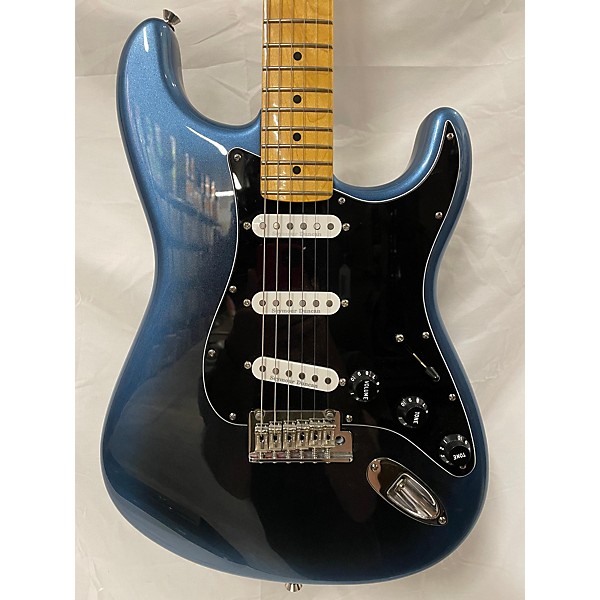 Used Fender Used Fender American Professional II Stratocaster DARK NIGHT Solid Body Electric Guitar