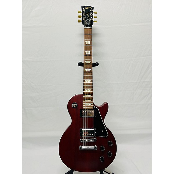 Used Gibson Used 2008 Gibson Les Paul Studio Satin Red Solid Body Electric Guitar