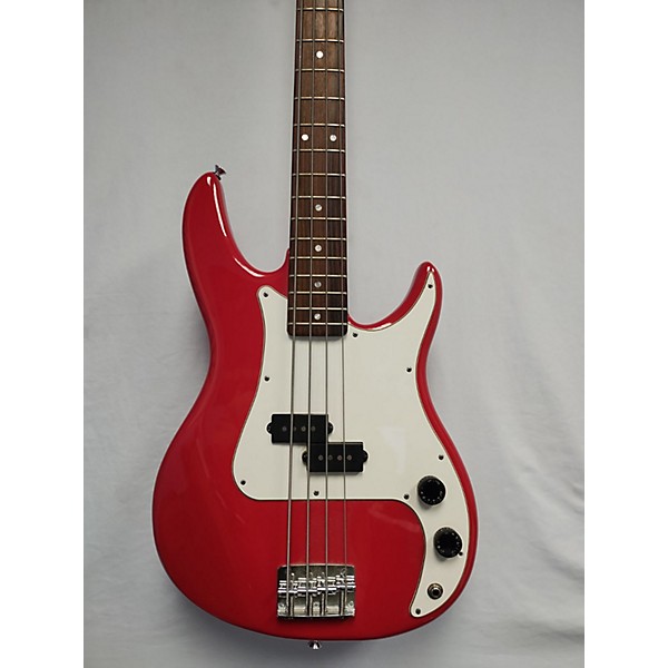 Used Peavey Used 2000s Peavey FURY Candy Apple Red Electric Bass Guitar