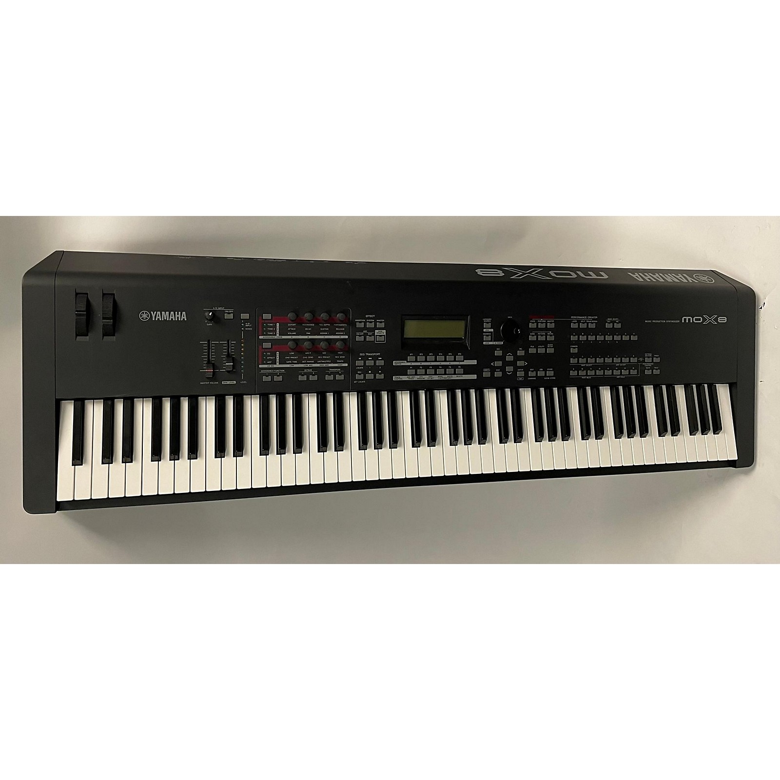 Used Yamaha MOX8 88 Key Keyboard Workstation | Guitar Center