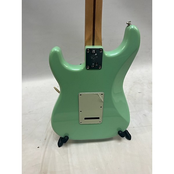 Used Fender Limited Edition Used FENDER LIMITED EDITION PLAYER SERIES Seafoam Pearl Solid Body Electric Guitar