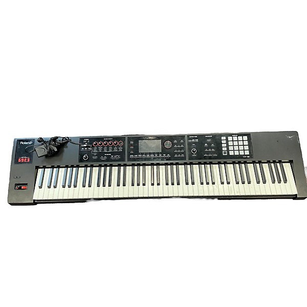 Used Roland FA08 Keyboard Workstation