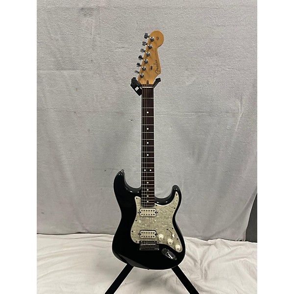 Vintage Fender Vintage 1992 Fender California Series Stratocaster Black Solid Body Electric Guitar