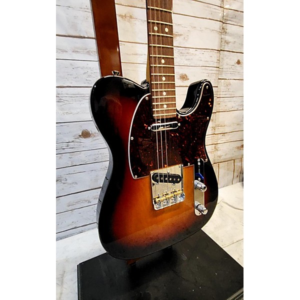 Used Fender Used Fender American Professional II Telecaster 2 Tone Sunburst Solid Body Electric Guitar