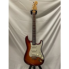 Used Fender Used 1997 Fender Custom Shop 1960 Fmt Stratocaster Red Sunburst Solid Body Electric Guitar