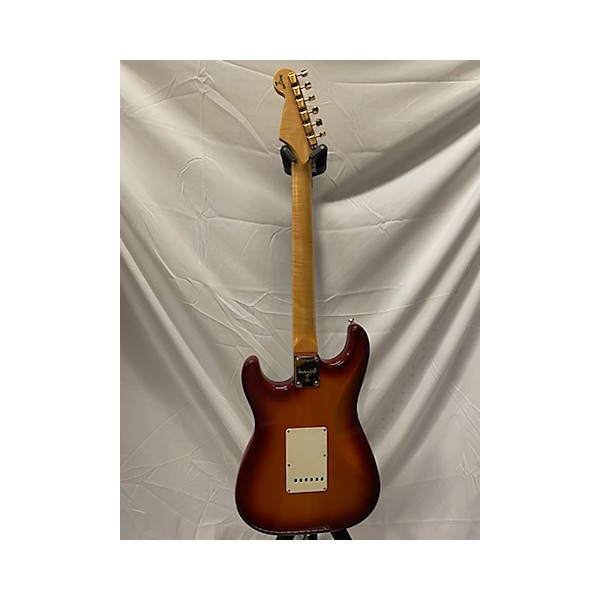 Used Fender Used 1997 Fender Custom Shop 1960 Fmt Stratocaster Red Sunburst Solid Body Electric Guitar