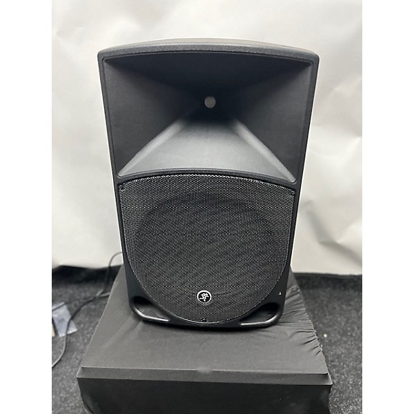 Used Mackie Used Mackie TH15A Powered Speaker