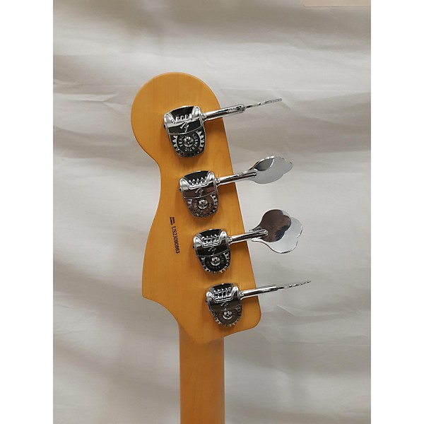 Used Fender Used 2023 Fender American Professional II Precision Bass Olympic White Electric Bass Guitar