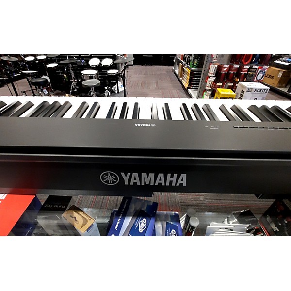 Used Yamaha P225 88 Key Digital Piano
