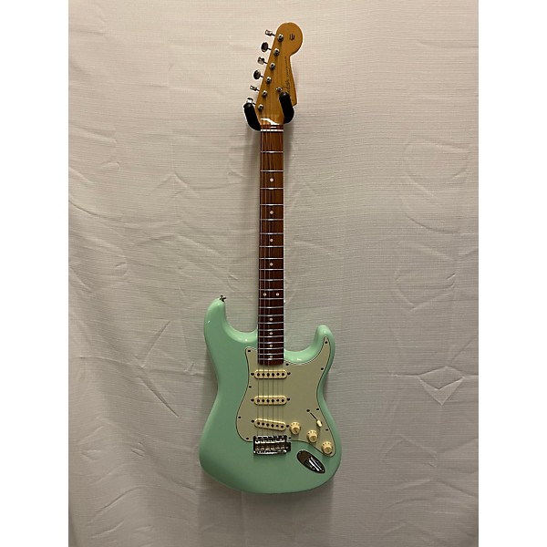 Used Fender Used Fender Vintera 60s Stratocaster Seafoam Green Solid Body Electric Guitar