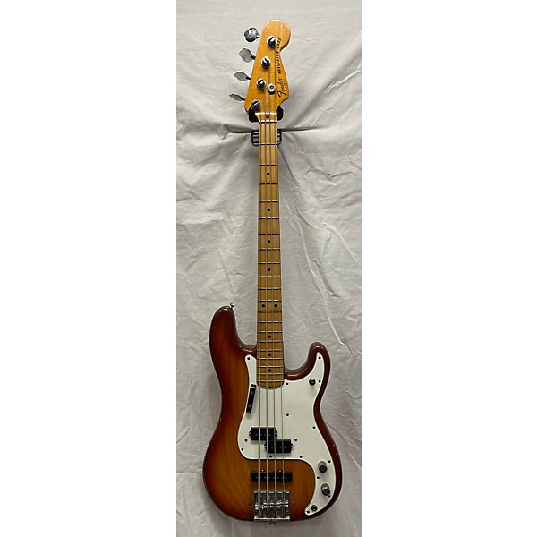 Vintage Fender 1979 Precision Bass Electric Bass Guitar