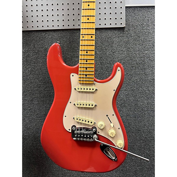 Used G&L Used G&L Legacy Fiesta Red Solid Body Electric Guitar