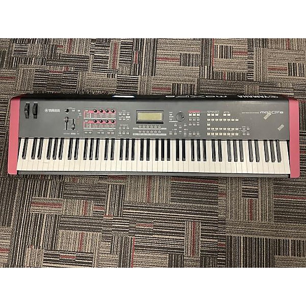 Used Yamaha Used Yamaha MOXF8 88 Key Keyboard Workstation