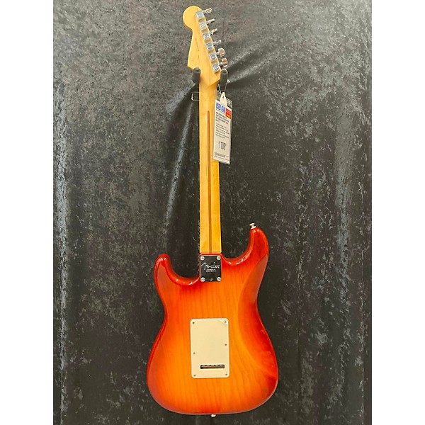 Used Fender Used Fender American Professional Stratocaster SSS Sienna Sunburst Solid Body Electric Guitar