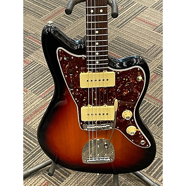 Used Fender Used Fender American Professional II Jazzmaster Sunburst Solid Body Electric Guitar