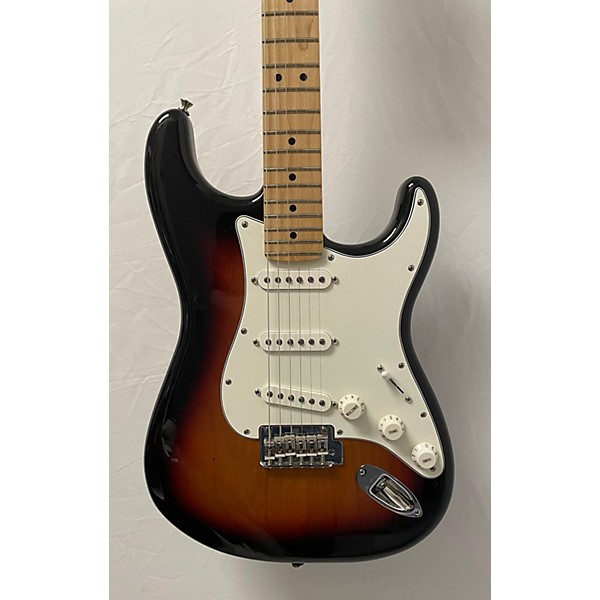 Used Fender Used Fender Player Stratocaster Sunburst Solid Body Electric Guitar