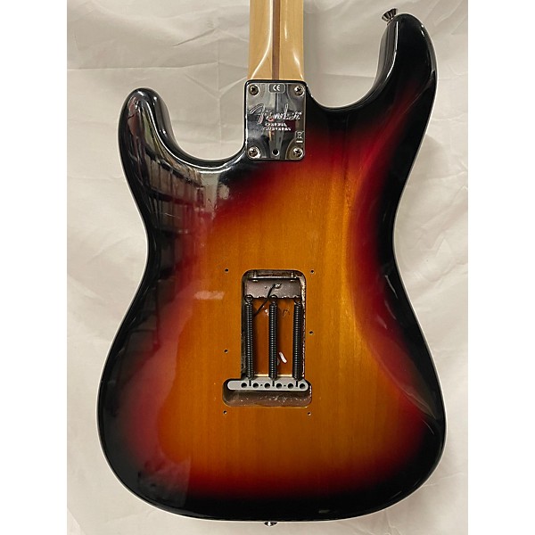 Used Fender Used 2007 Fender American Standard Stratocaster 3 Color Sunburst Solid Body Electric Guitar