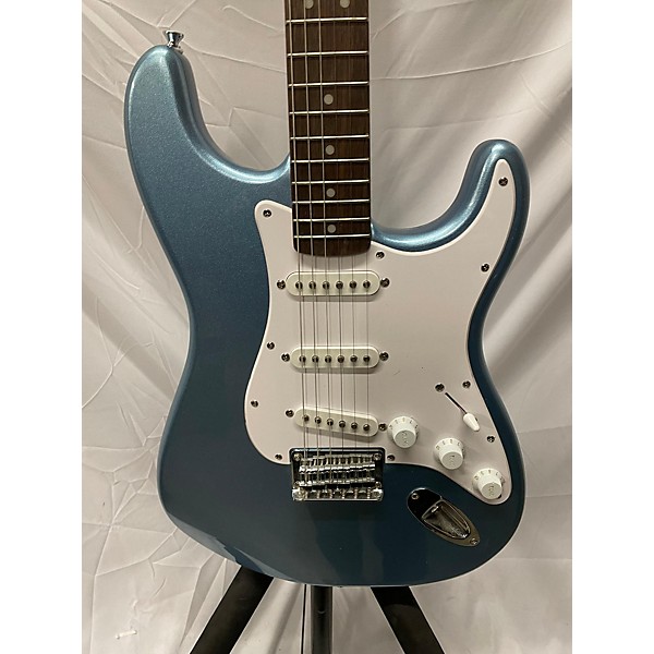 Used Squier Used Squier Bullet Stratocaster Lake Placid Blue Solid Body Electric Guitar