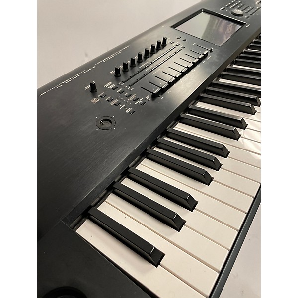 Used KORG Kronos X88 88 Key Keyboard Workstation