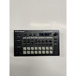 Used Roland Used Roland MC-101 Groovebox Production Controller