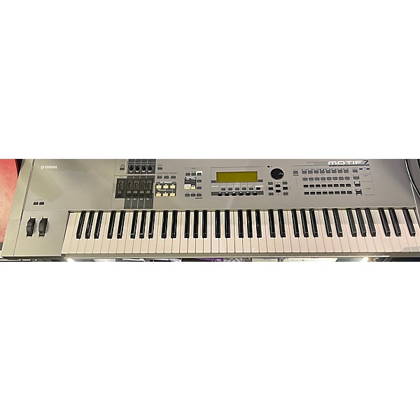 Used Used Yamaha Motif 7 76 Key Keyboard Workstation