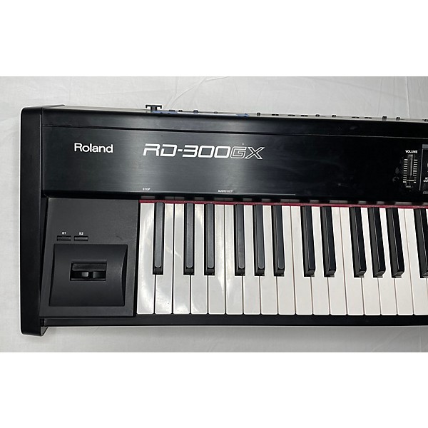 Used Roland RD300GX 88 Key Stage Piano