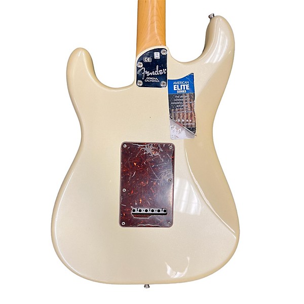 Used Fender Used Fender American Elite Stratocaster HSS Shawbucker Olympic Pearl Solid Body Electric Guitar