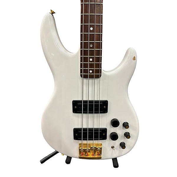 Used Peavey Used Peavey DYNA BASS 1980s White Electric Bass Guitar