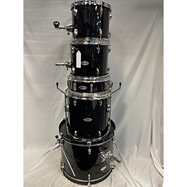 Used Starcaster by Fender Used Starcaster By Fender 5 piece 5 Piece Drumset Black Drum Kit