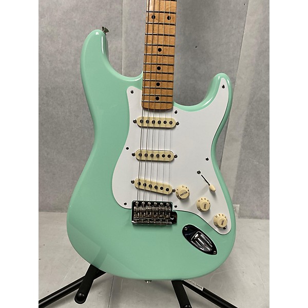 Used Fender Used Fender PLAYER SERIES Surf Green Solid Body Electric Guitar