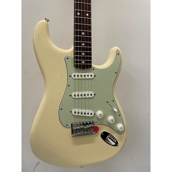 Used Fender Used Fender VINTERA II 60'S STRATOCASTER Olympic White Solid Body Electric Guitar