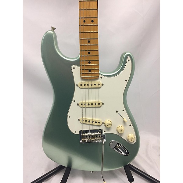 Used Fender Used Fender American Professional II Stratocaster MYSTIC SURF GREEN Solid Body Electric Guitar