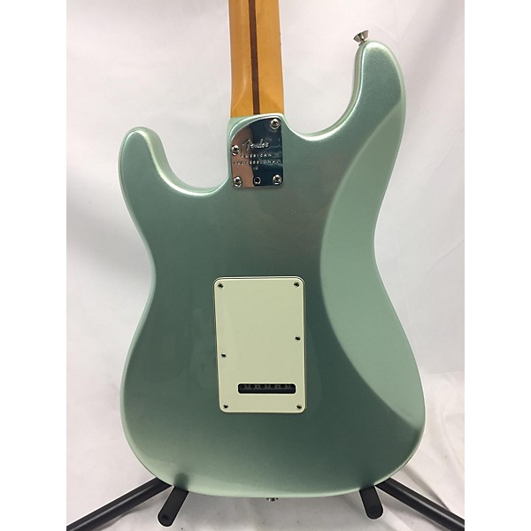 Used Fender Used Fender American Professional II Stratocaster MYSTIC SURF GREEN Solid Body Electric Guitar