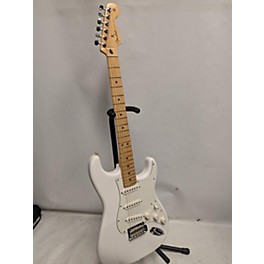 Used Fender Used Fender Player Stratocaster Olympic White Solid Body Electric Guitar