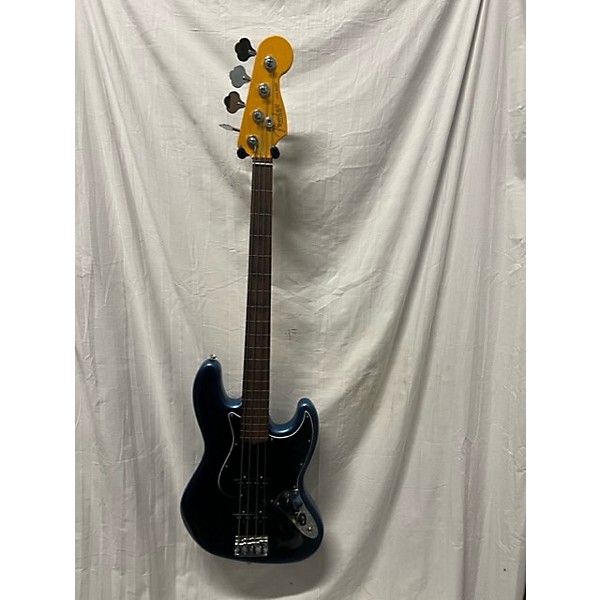 Used Fender Used Fender American Professional II Jazz Bass Fretless Dark Knight Electric Bass Guitar