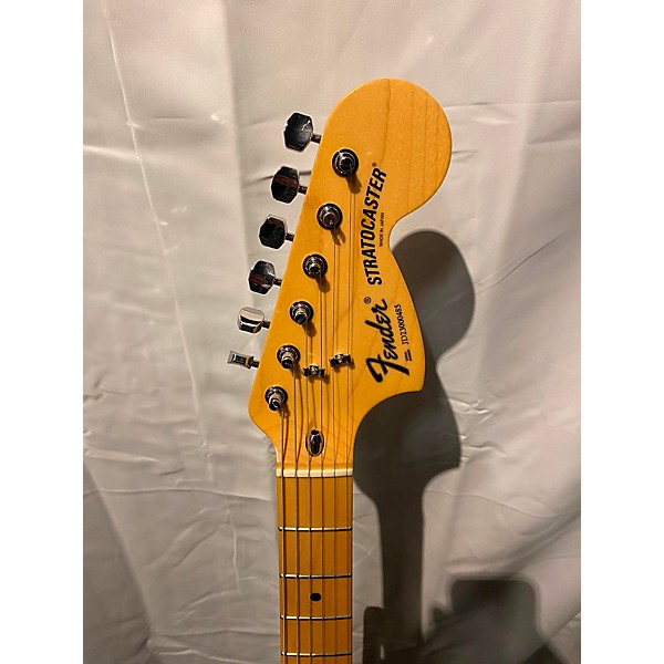 Used Fender Used Fender MIJ Limited International Color Stratocaster Sahara Taupe Solid Body Electric Guitar