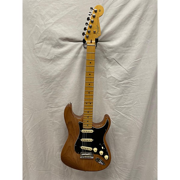 Used  Fender American Professional II Stratocaster Pine Natural